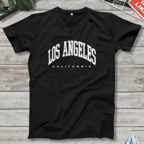 . Other - Casual Black Men's "Los Angeles" Graphic Tee